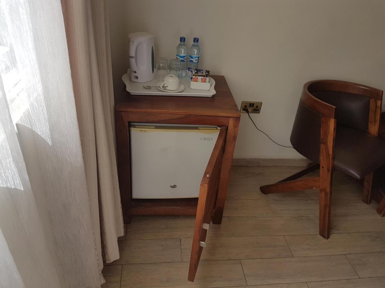 The Vic Hotel Kisumu Buitenkant foto