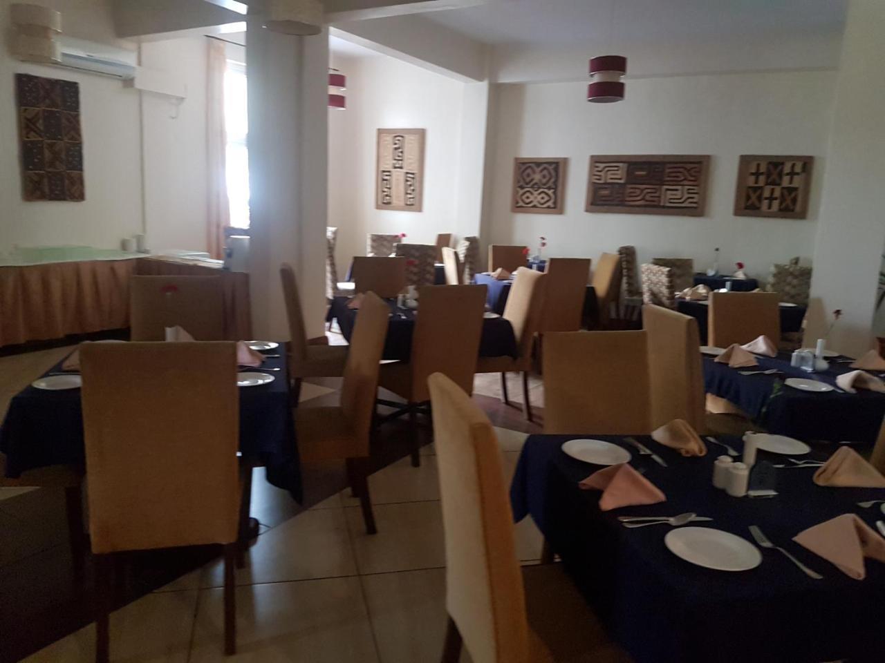 The Vic Hotel Kisumu Buitenkant foto