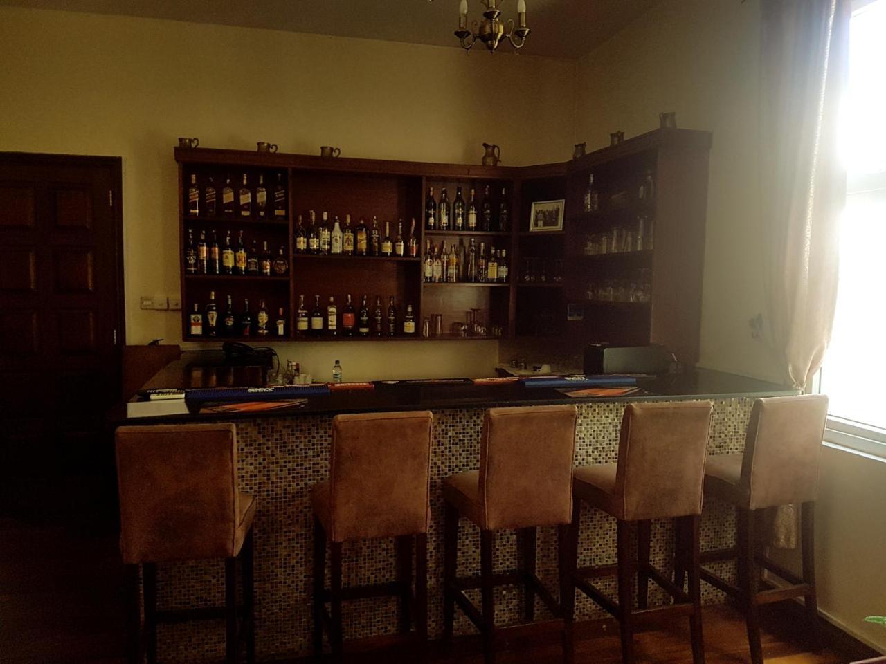 The Vic Hotel Kisumu Buitenkant foto